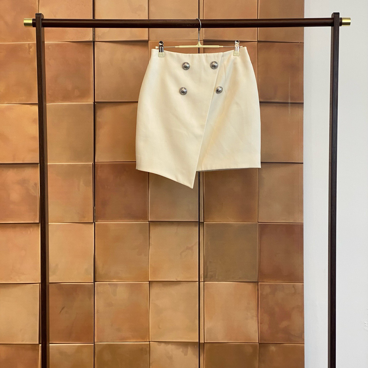 Balmain米白色双排银扣短裙/36码/99新/27869