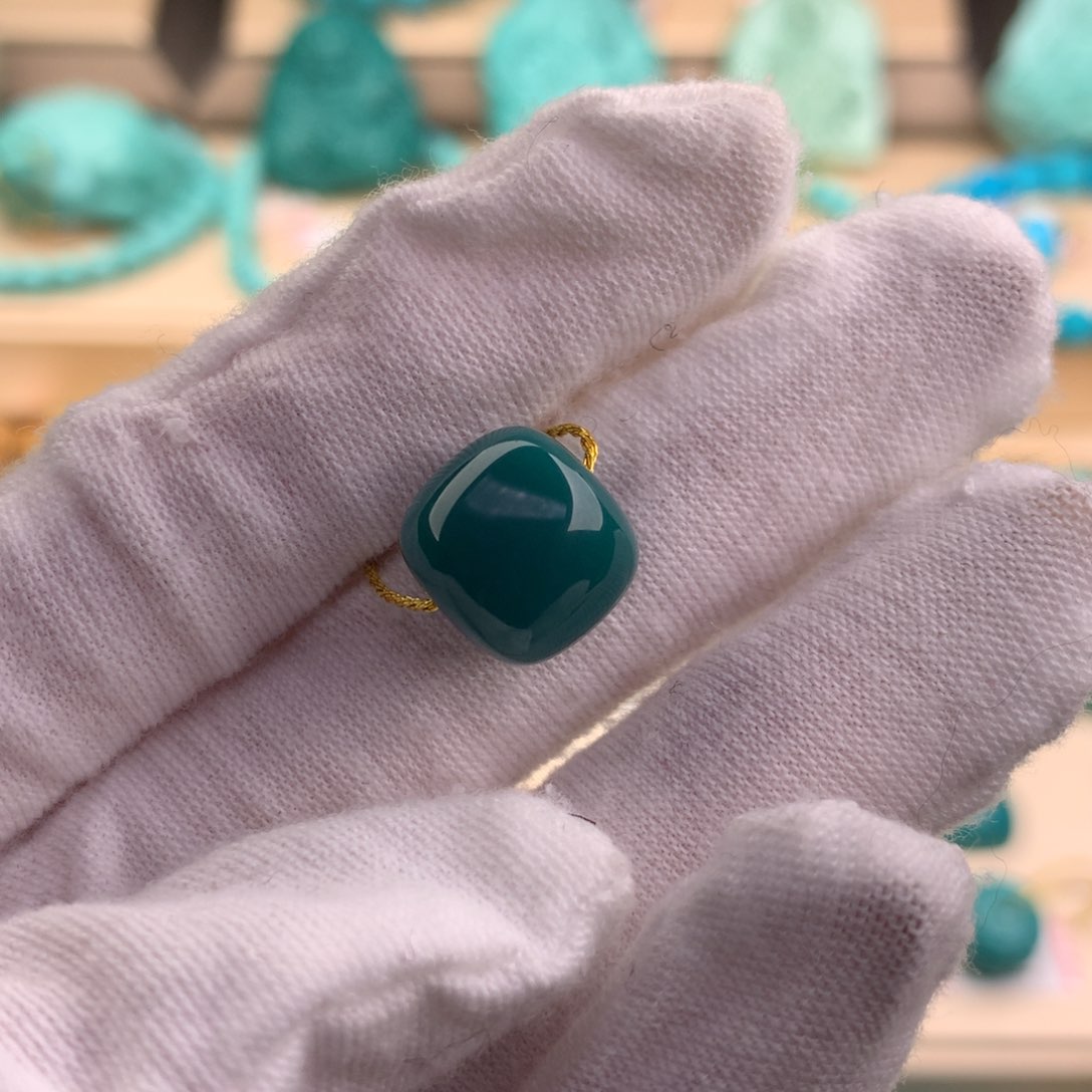 绿松石珠宝奇石未镶嵌12.1*11mm