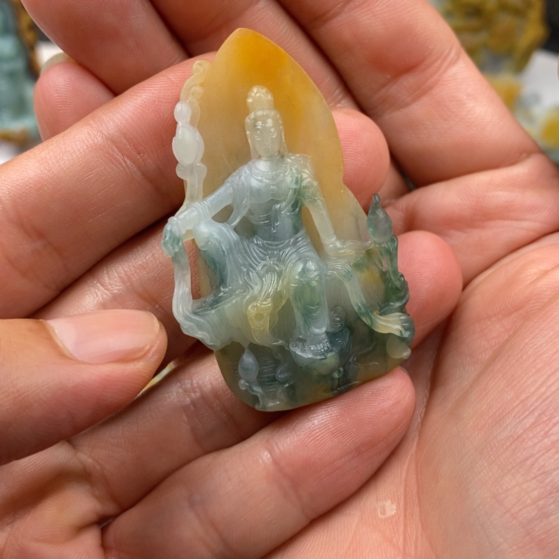 定制翡翠未镶嵌翡翠