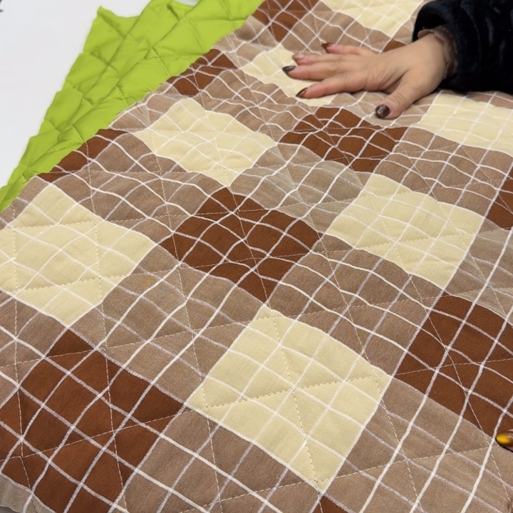 无纺布2米夹棉面料