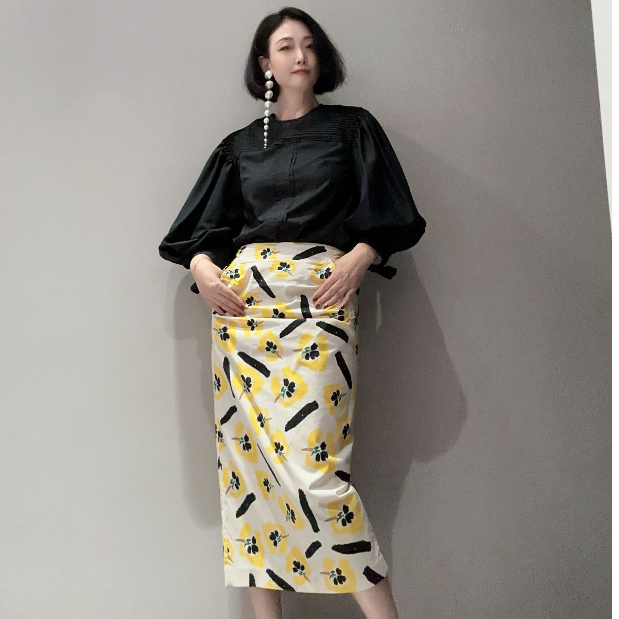 小众设计高定轻奢格调气质圆领灯笼袖衬衣MT10414