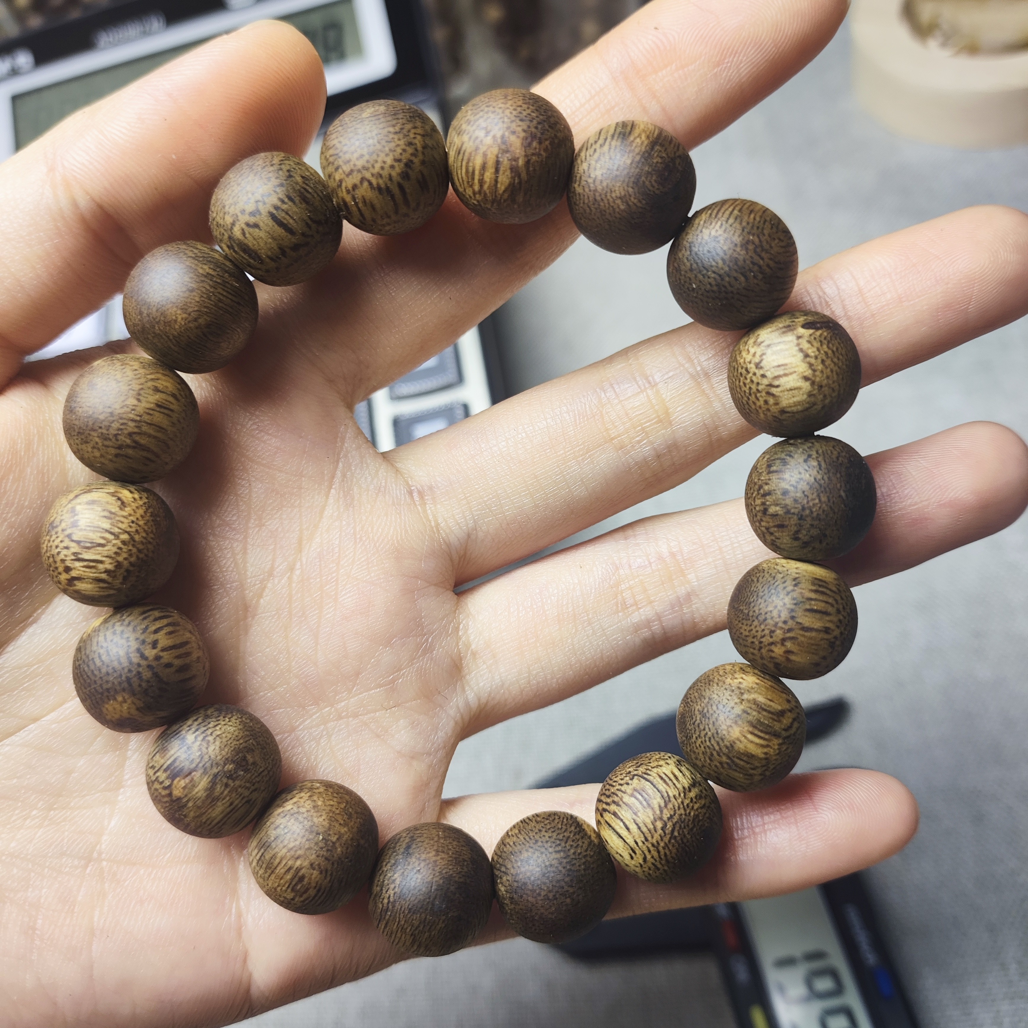 国香棋楠海南透顶绿品种卡12保14克手串多样性发货