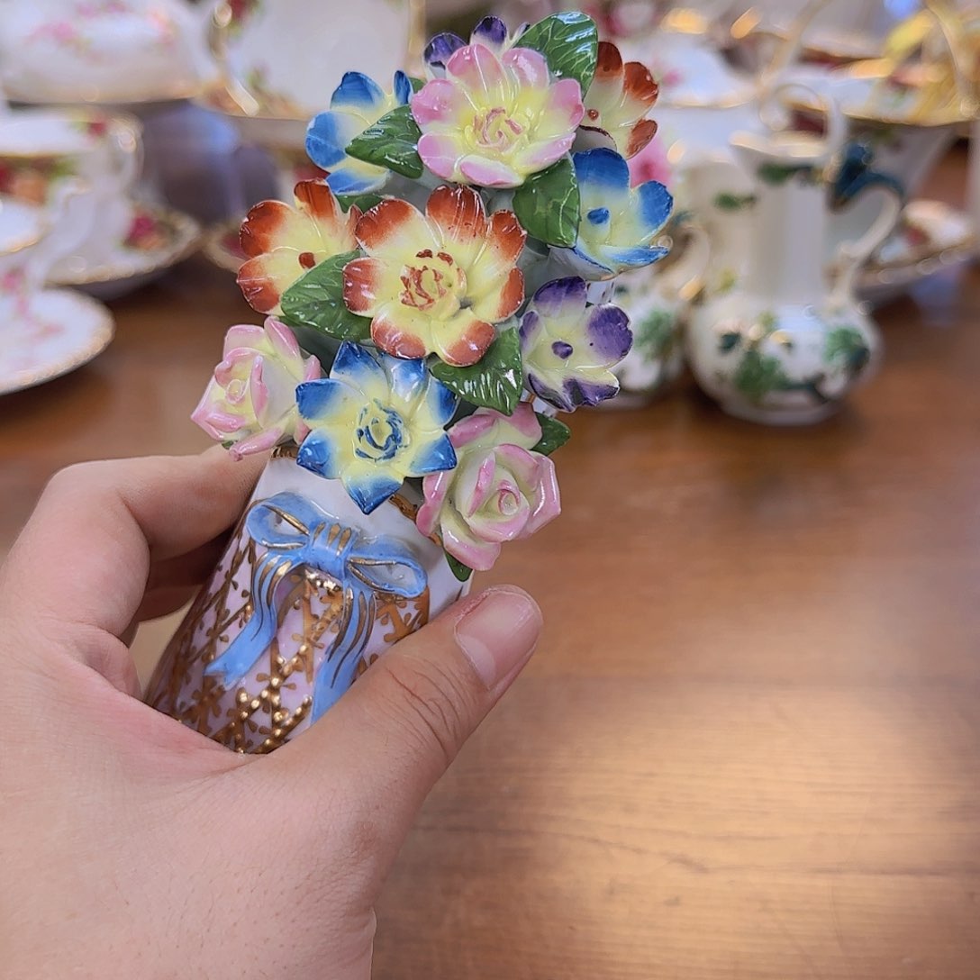 摆件欧洲瓷器收藏鉴赏博览中心