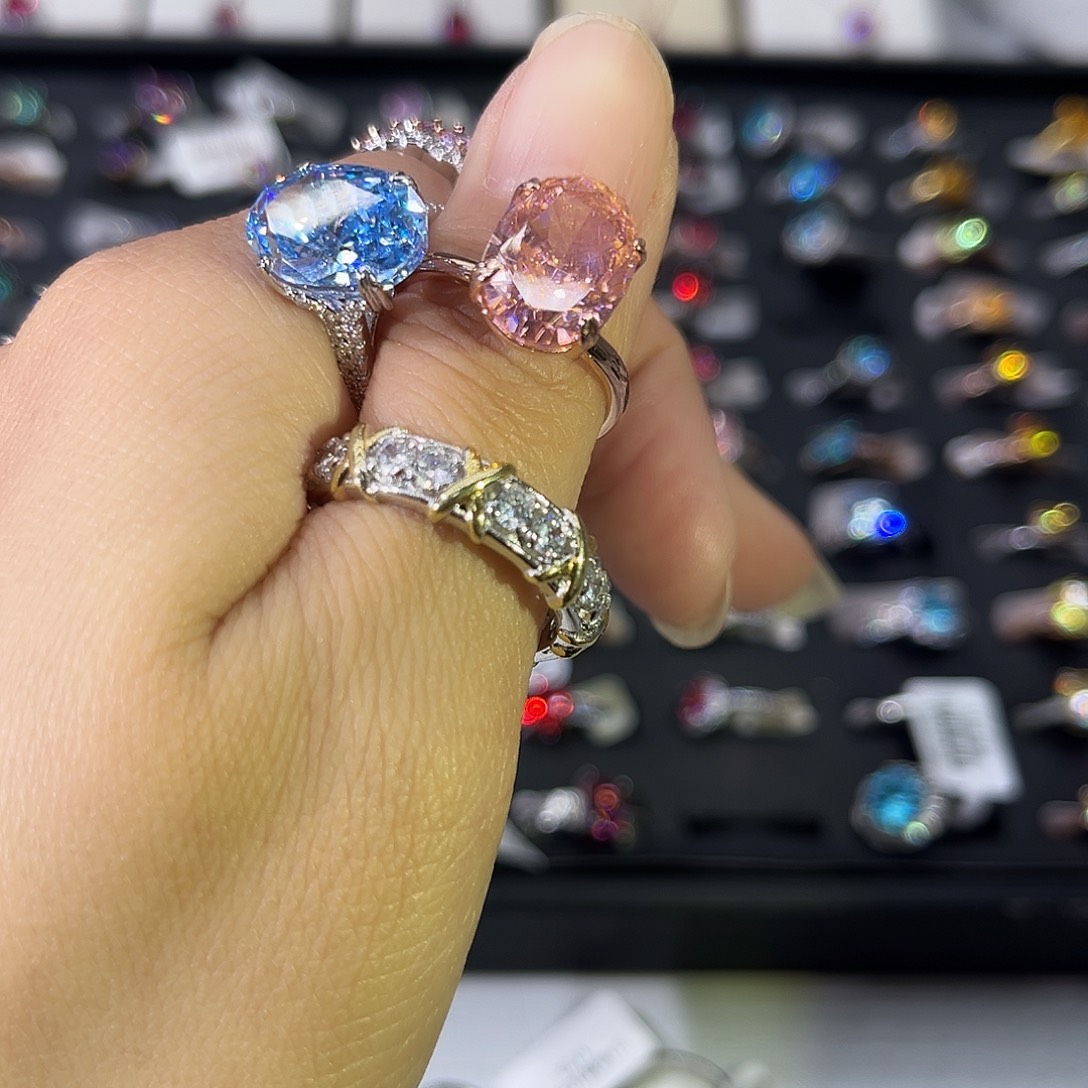 莫桑石非金属SH光臂鸽子蛋（换蓝冰花）十卡-14