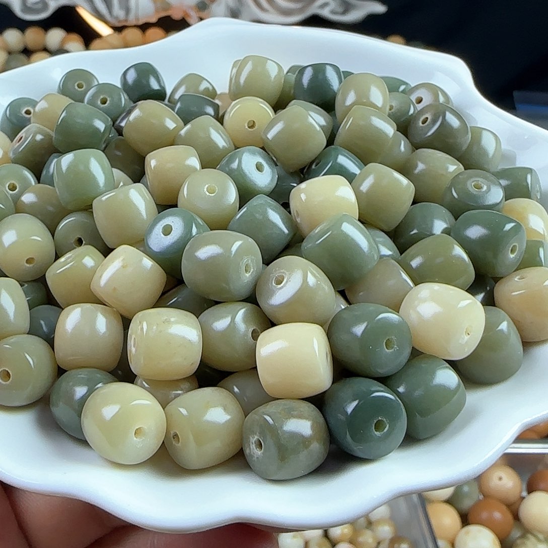 菩提根/象牙果吊坠瑕疵青提绿100颗卡牌➕100颗