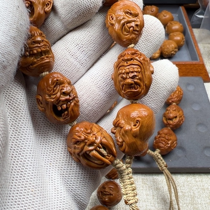 橄榄核手串跑橄榄核雕工艺制作