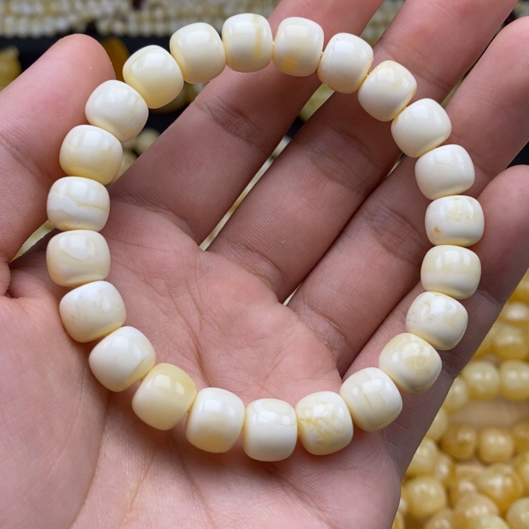 琥珀裸石未镶嵌10+俄料漆白蜡精工老形手串