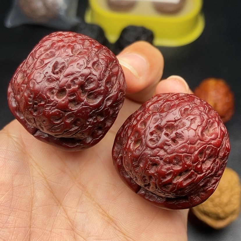 【闪购商品】把件文玩核桃38尺龙珠46.7克