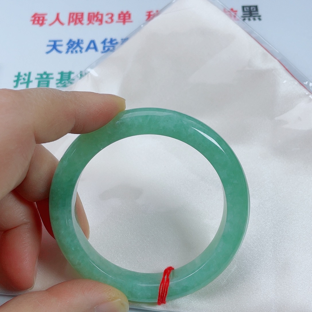 翡翠未镶嵌手镯天然翡翠手镯55