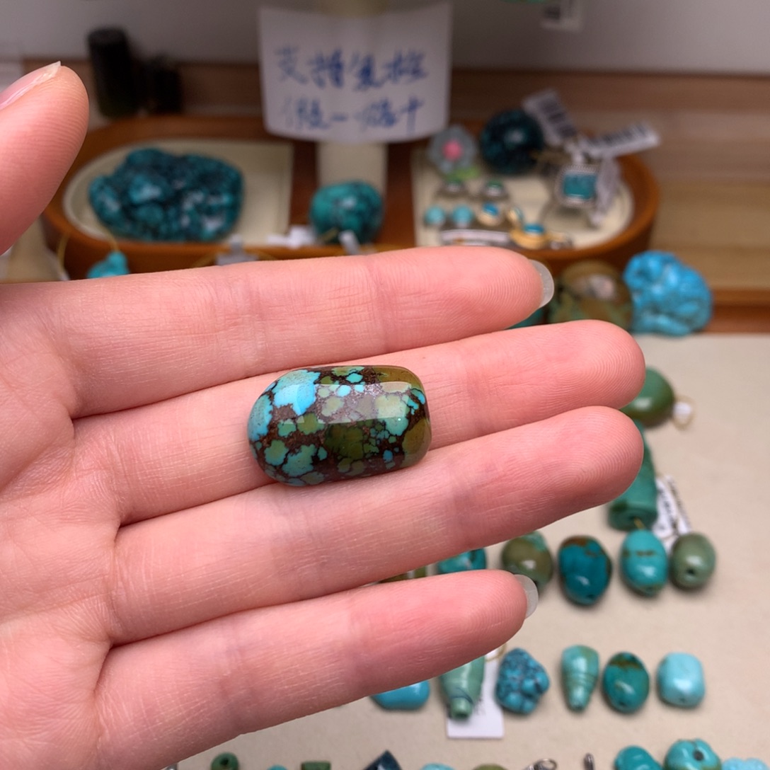 用***7绿松石未镶嵌珠宝奇石