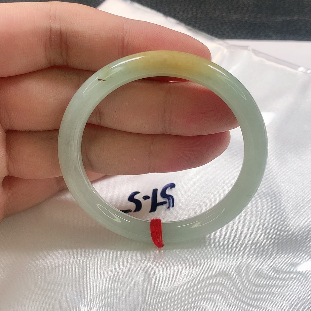 未镶嵌手镯（圆镯）翡翠373号