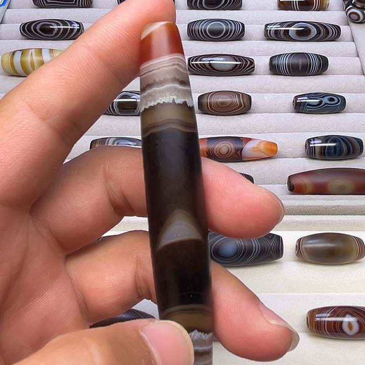 十***…玛瑙/玉髓未镶嵌吊坠(赠链)