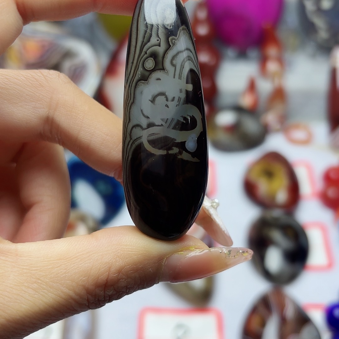 玛瑙/玉髓珠宝奇石未镶嵌