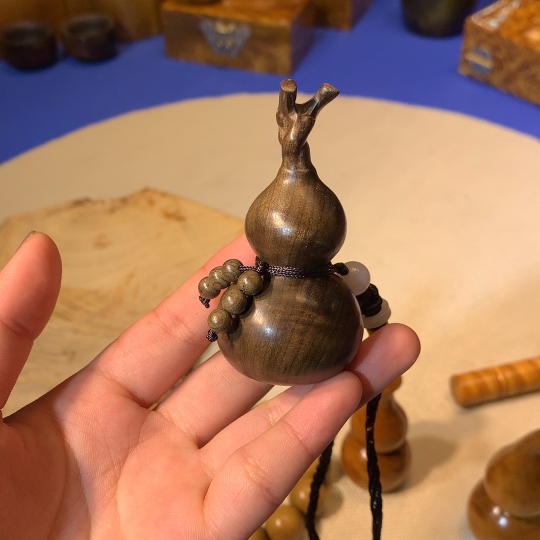 金丝楠阴沉木车挂件