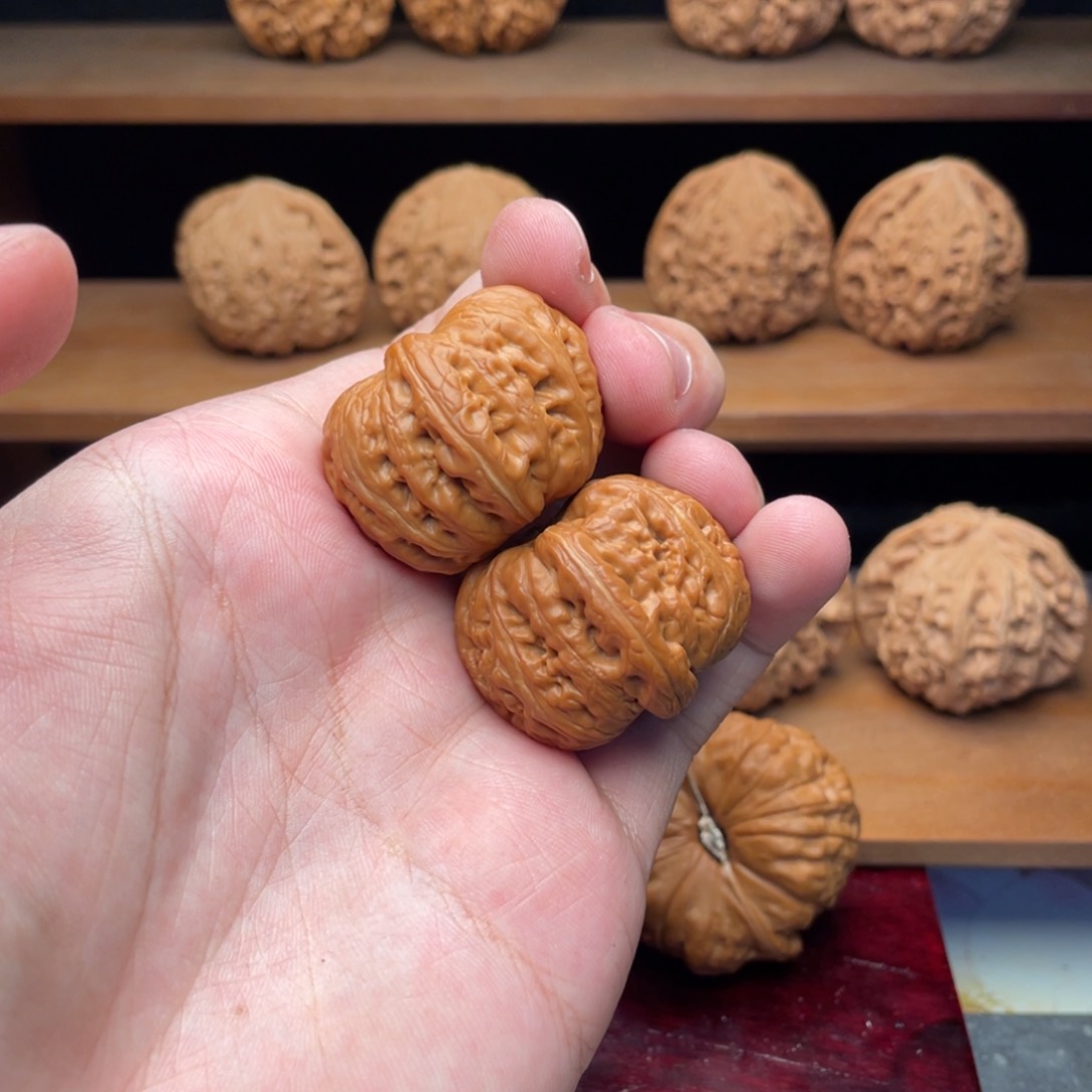 文玩核桃吊坠j****丶35元宝