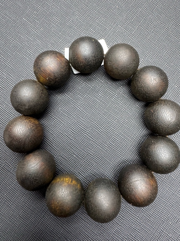 568沉木圆珠手串