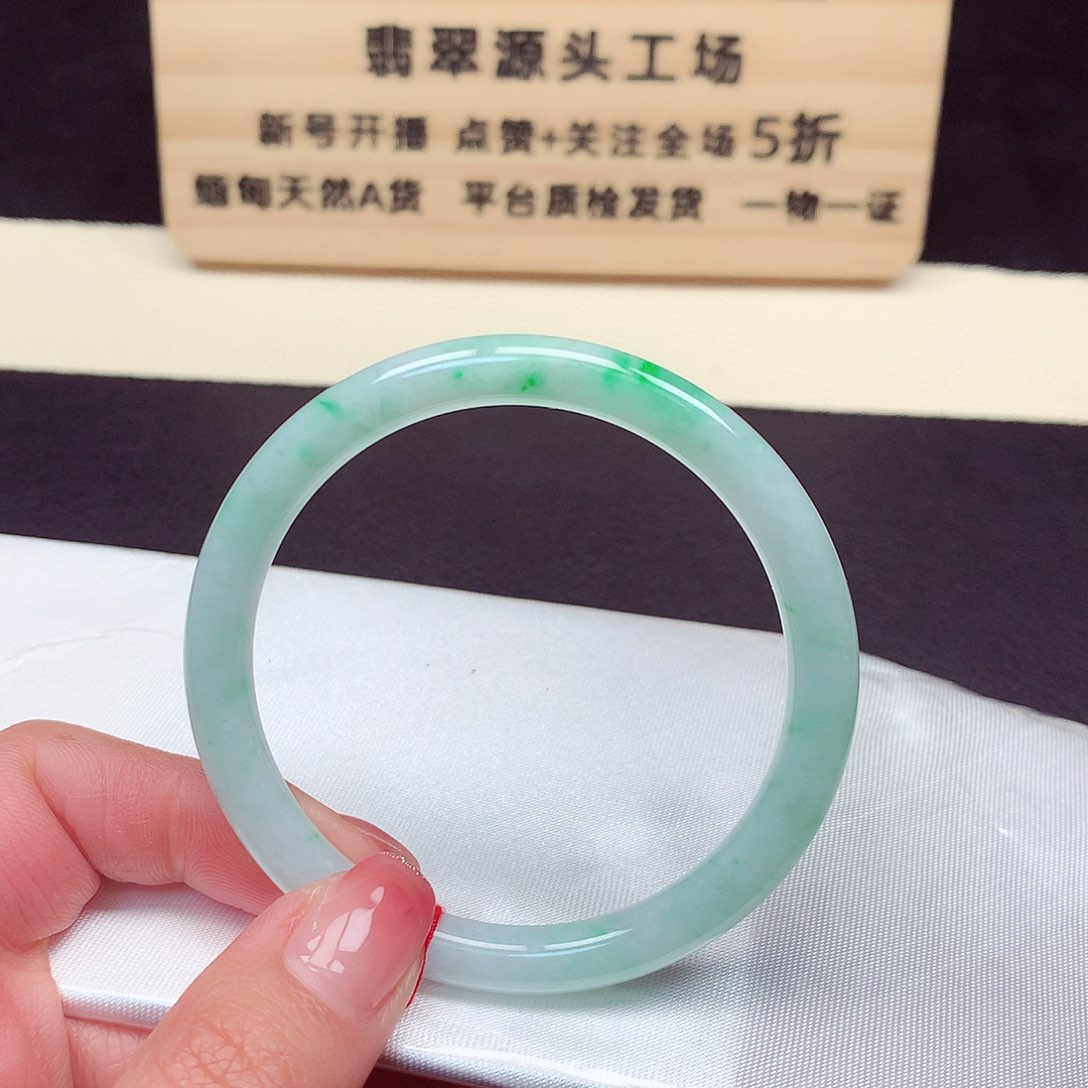 翡翠手镯未镶嵌3024号