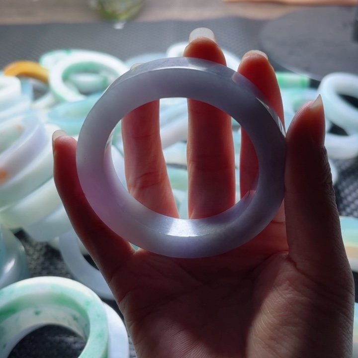 丽***N定制翡翠未镶嵌不退不换