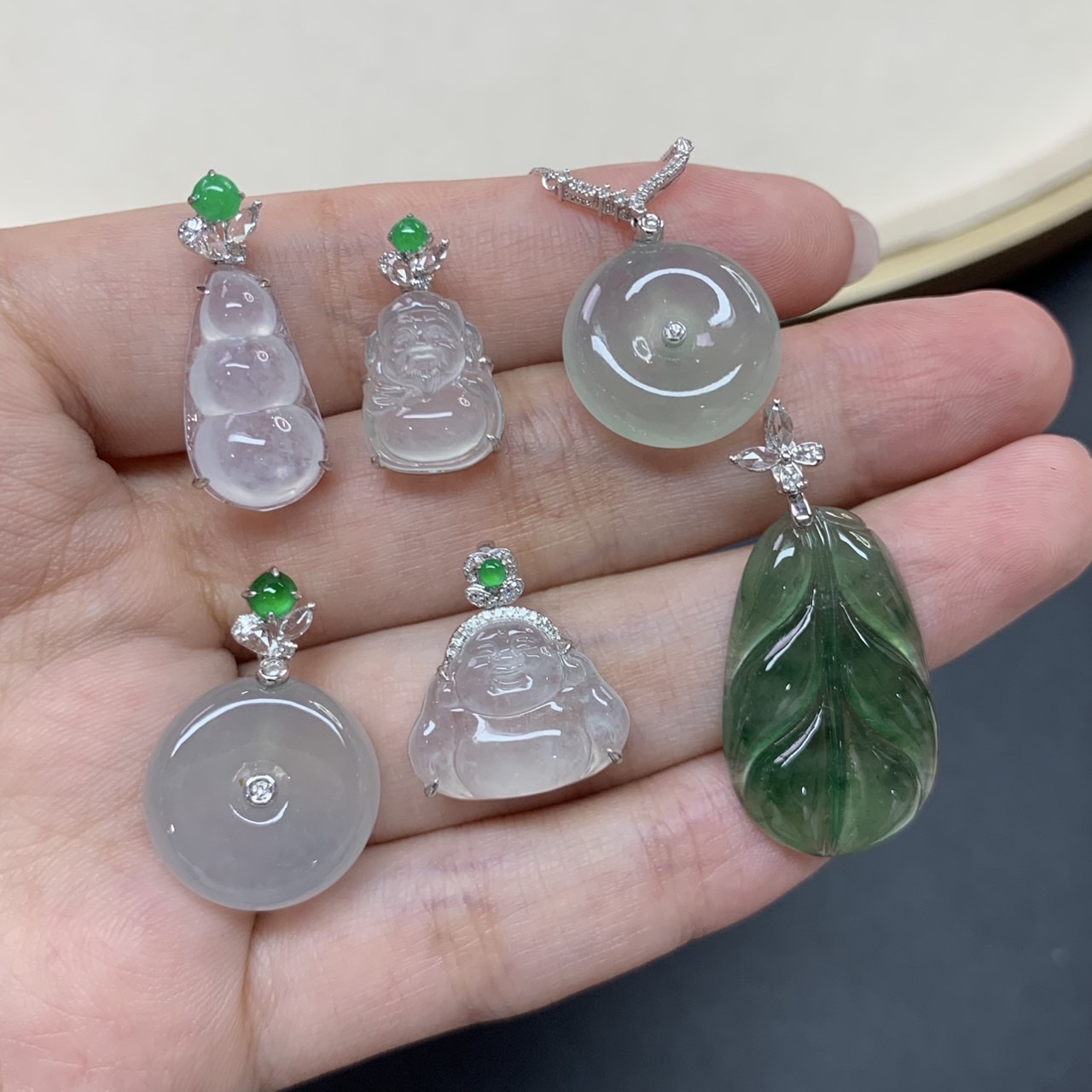 【小雪臻选】翡翠吊坠-18K金-多样性发其一-R18|CXQ21