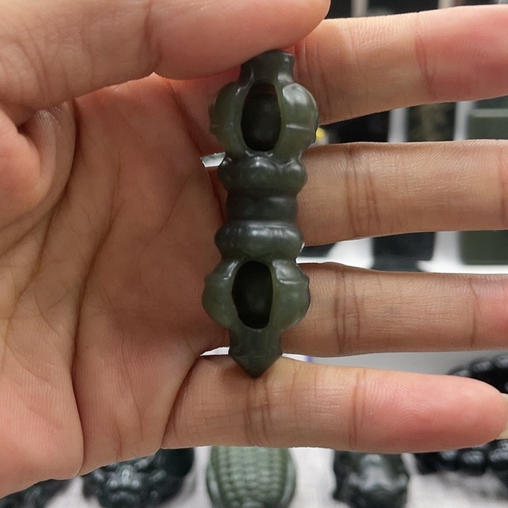 【闪购商品】颈饰未镶嵌和田玉（青玉）