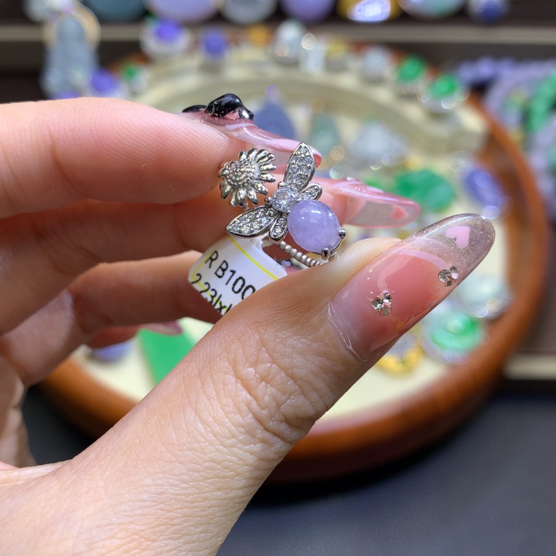 翡翠颈饰银S925镶嵌翡翠