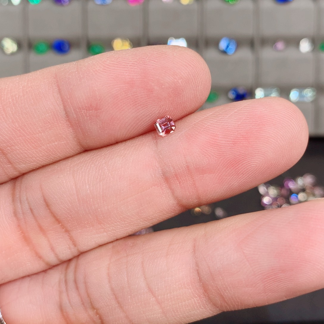 蓝宝石裸石未镶嵌0.31ct 无烧帕帕拉恰日落色