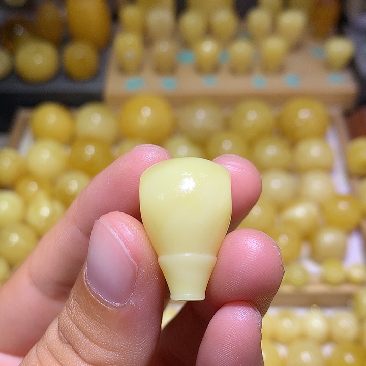 裸石蜜蜡未镶嵌天然俄料浓白蜡精工三通16.1