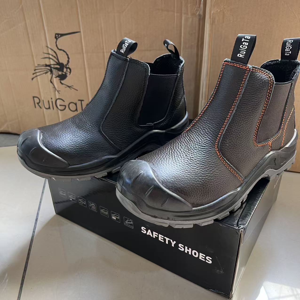 保证牛层牛皮2025新款外贸切尔西头层牛皮软皮劳保鞋S3标准