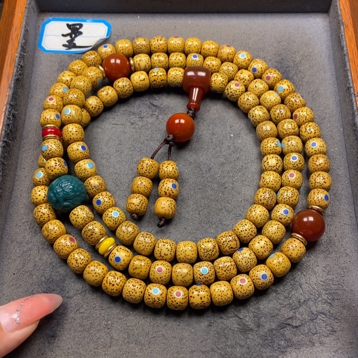 星月菩提吊坠菩提