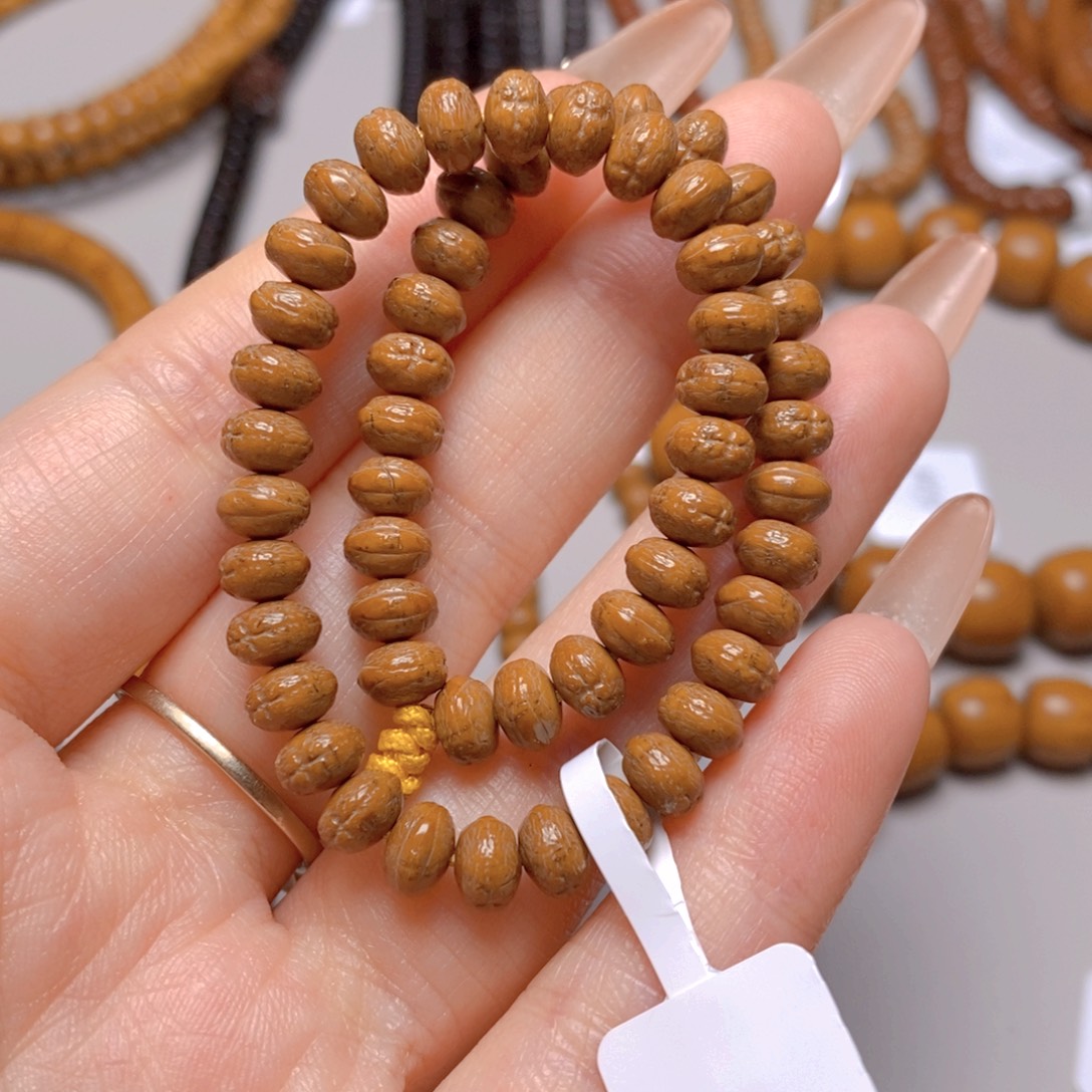 手串紫金鼠3.鼠尖料小凤眼手持6.2