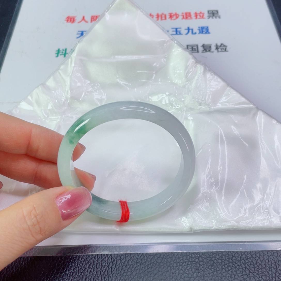 翡翠手镯未镶嵌ʚ****ɞ天然