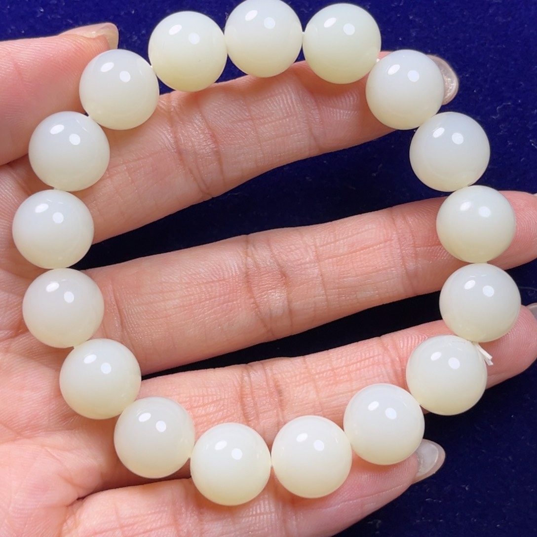 手串未镶嵌和田玉妙**洱