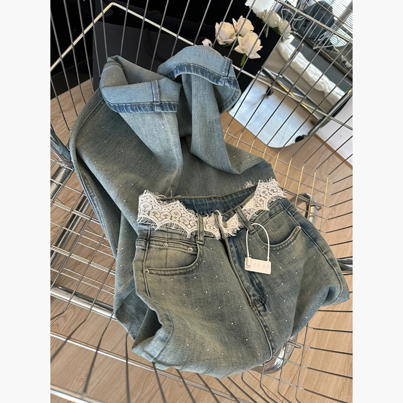 大码美式小众蕾丝拼接牛仔裤女春季2025新款高腰显瘦直筒阔腿裤子