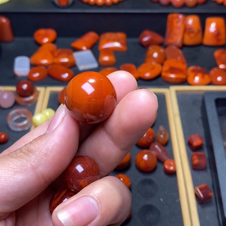 南红玛瑙珠宝奇石未镶嵌（****）原矿瓦西单珠21.5mm