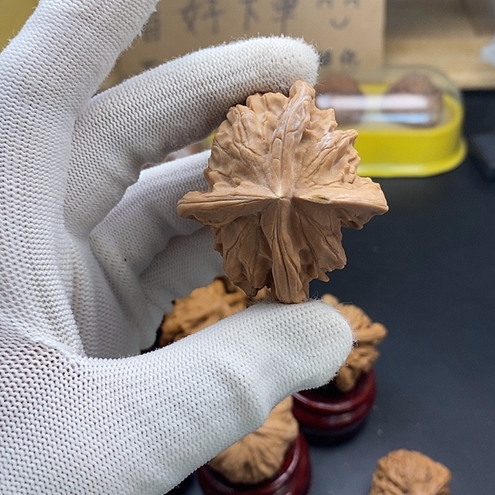 ও***地文玩核桃吊坠磕碰不退不换