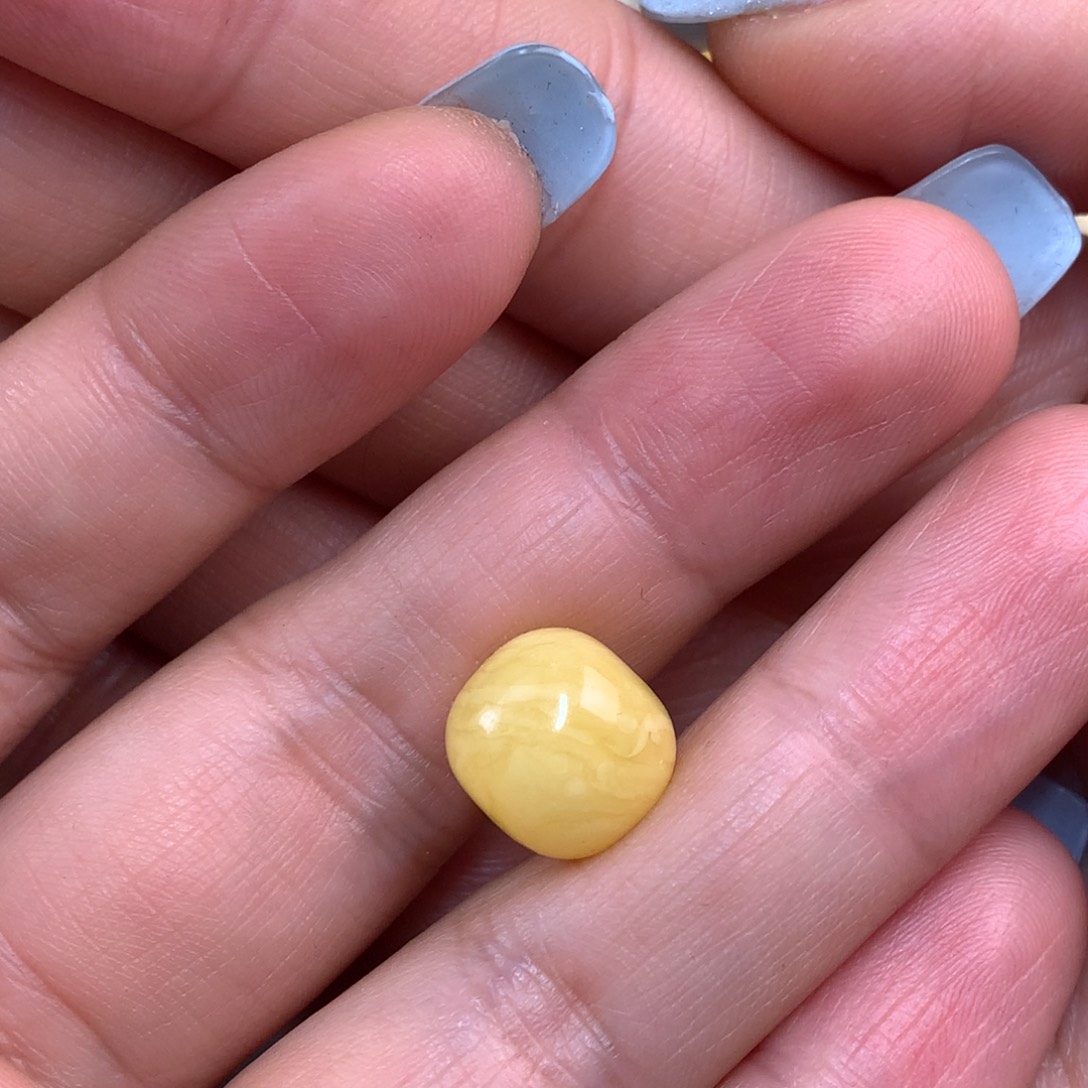 社***美琥珀未镶嵌裸石蜜蜡