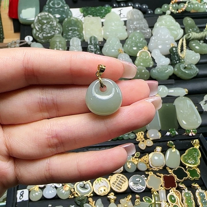 颈饰银S925镶嵌和田玉