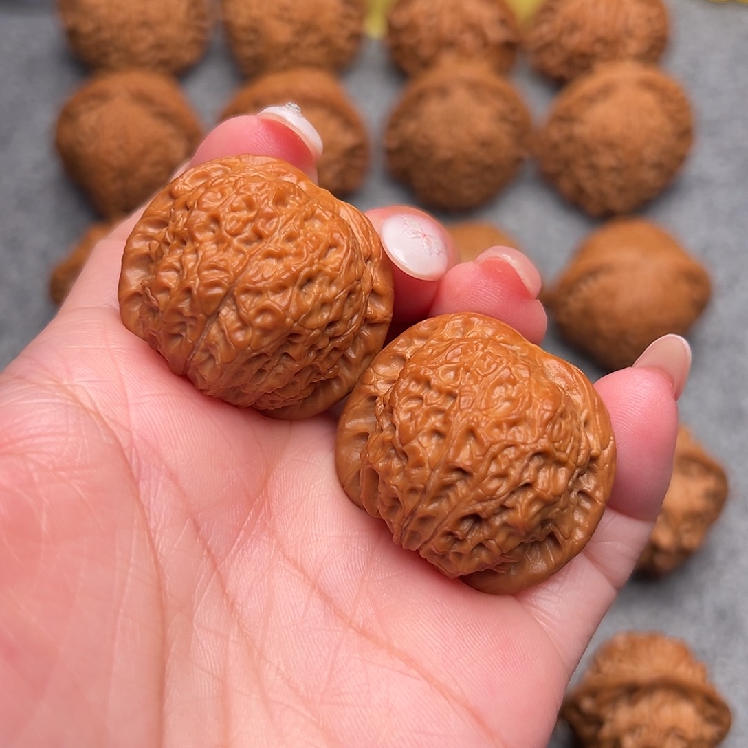 把件文玩核桃精品特价血麒麟35肚35