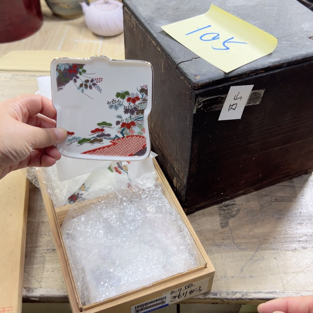 瓷片陶瓷制品及各种装饰