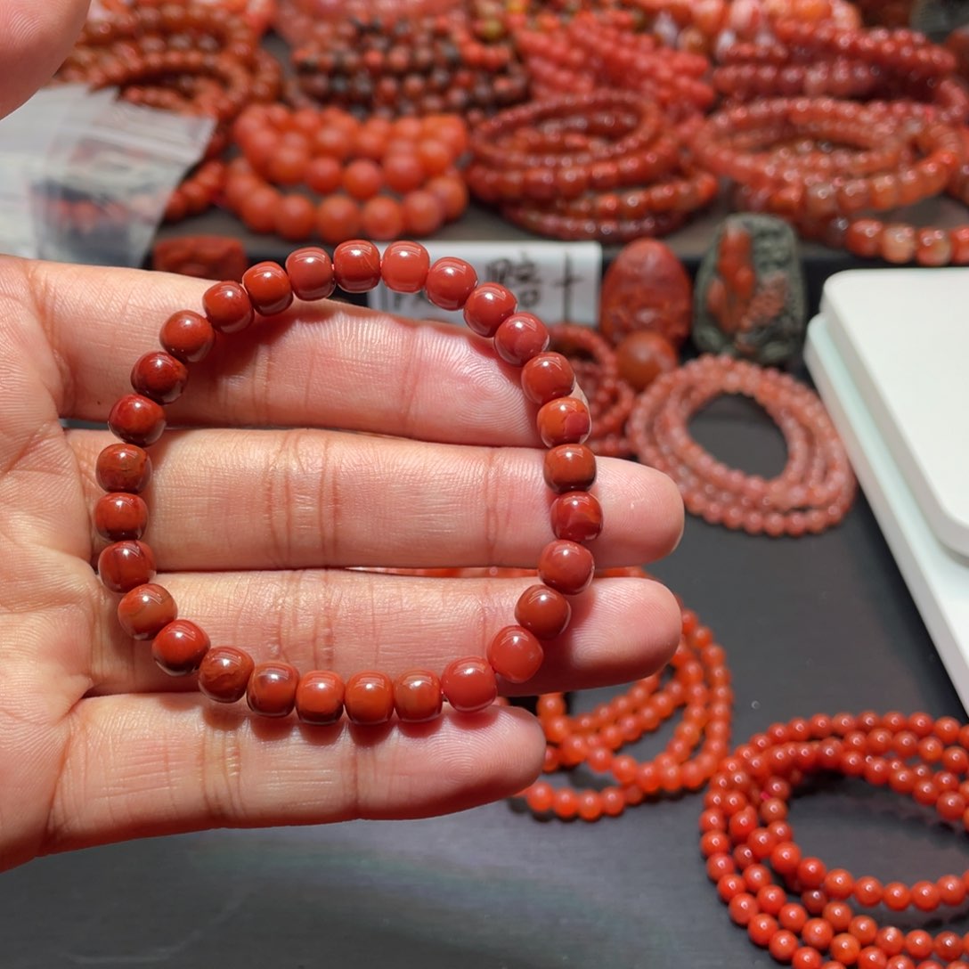 南红玛瑙手链未镶嵌