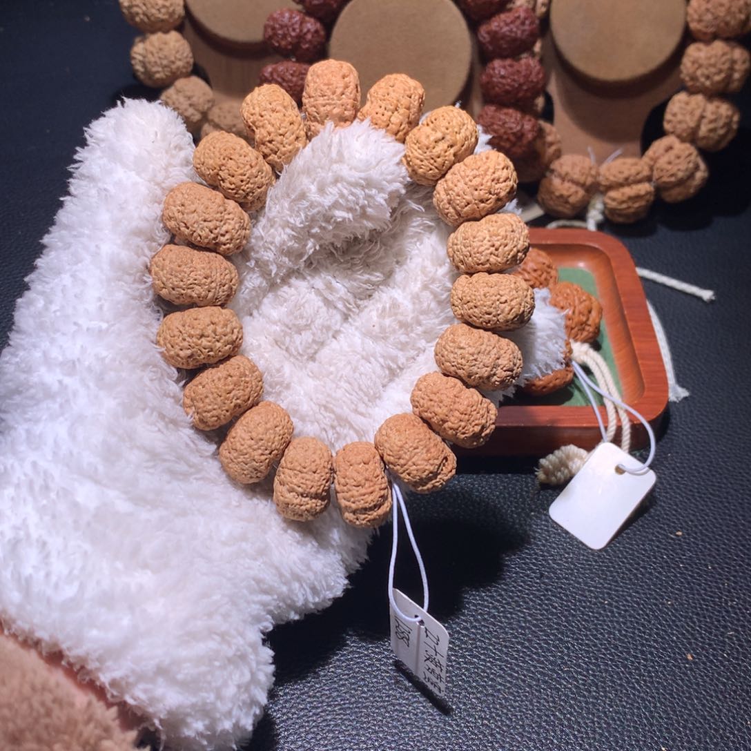 金刚菩提手串22尺寸夹板菠萝蜜