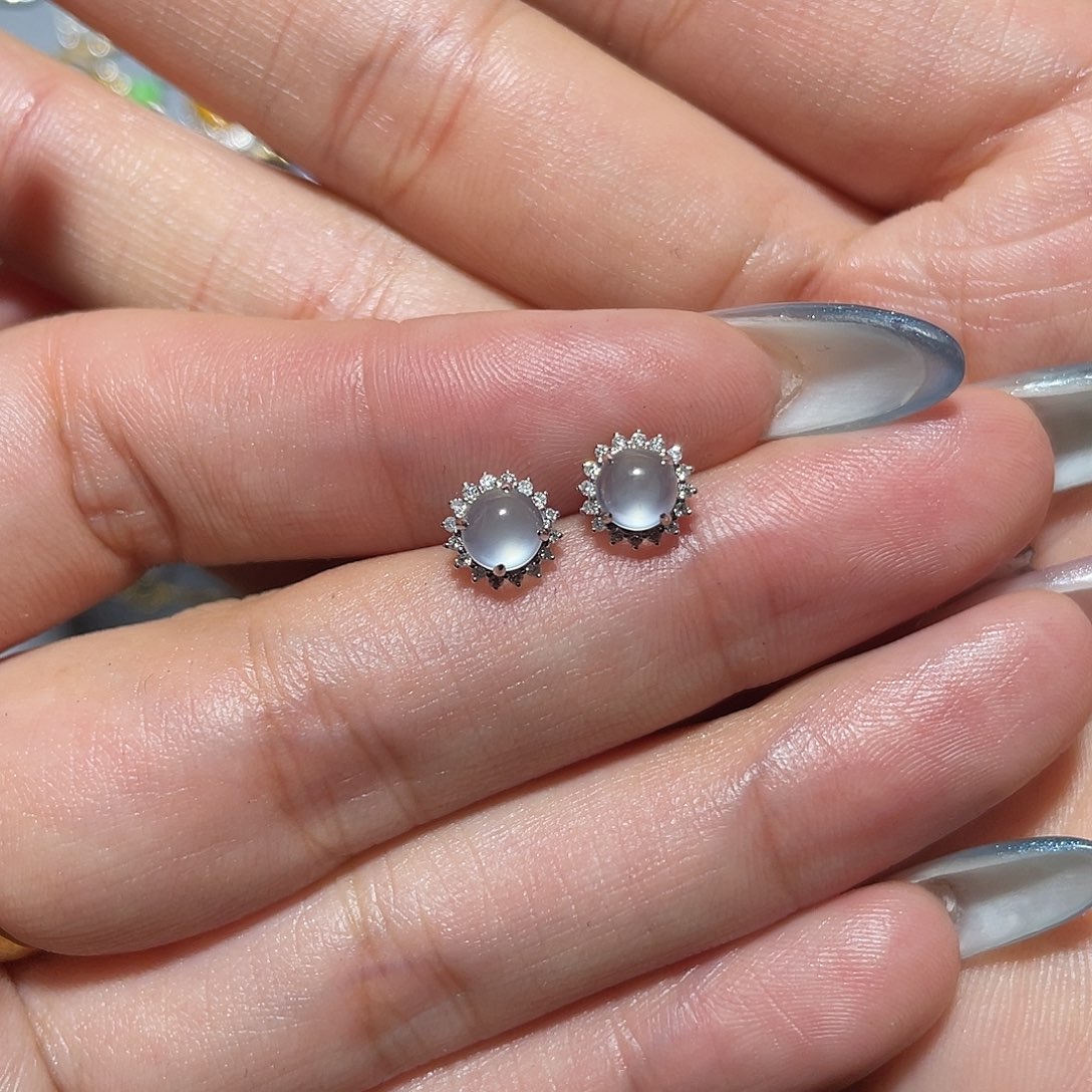 翡翠18K金镶嵌耳饰