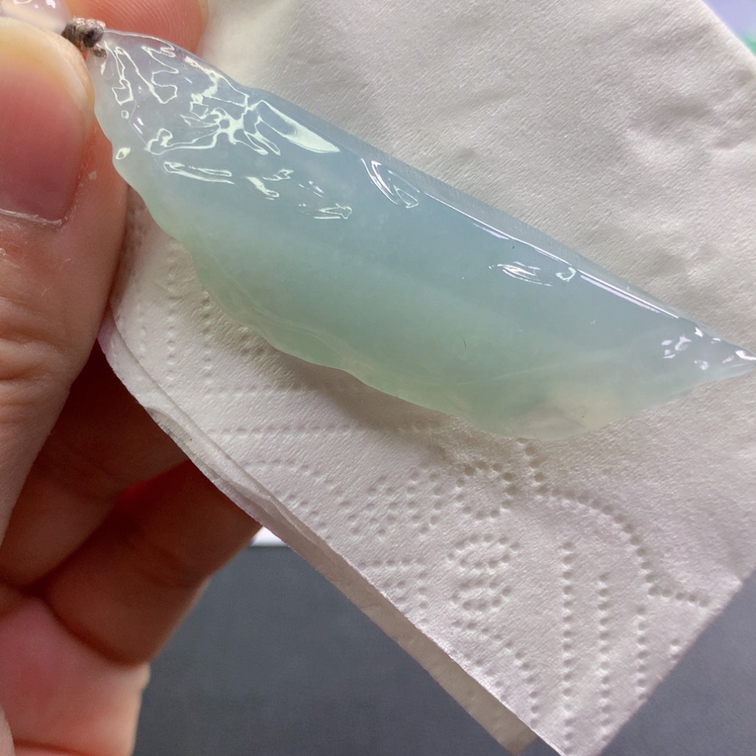 【闪购商品】翡翠吊坠(不含链)未镶嵌