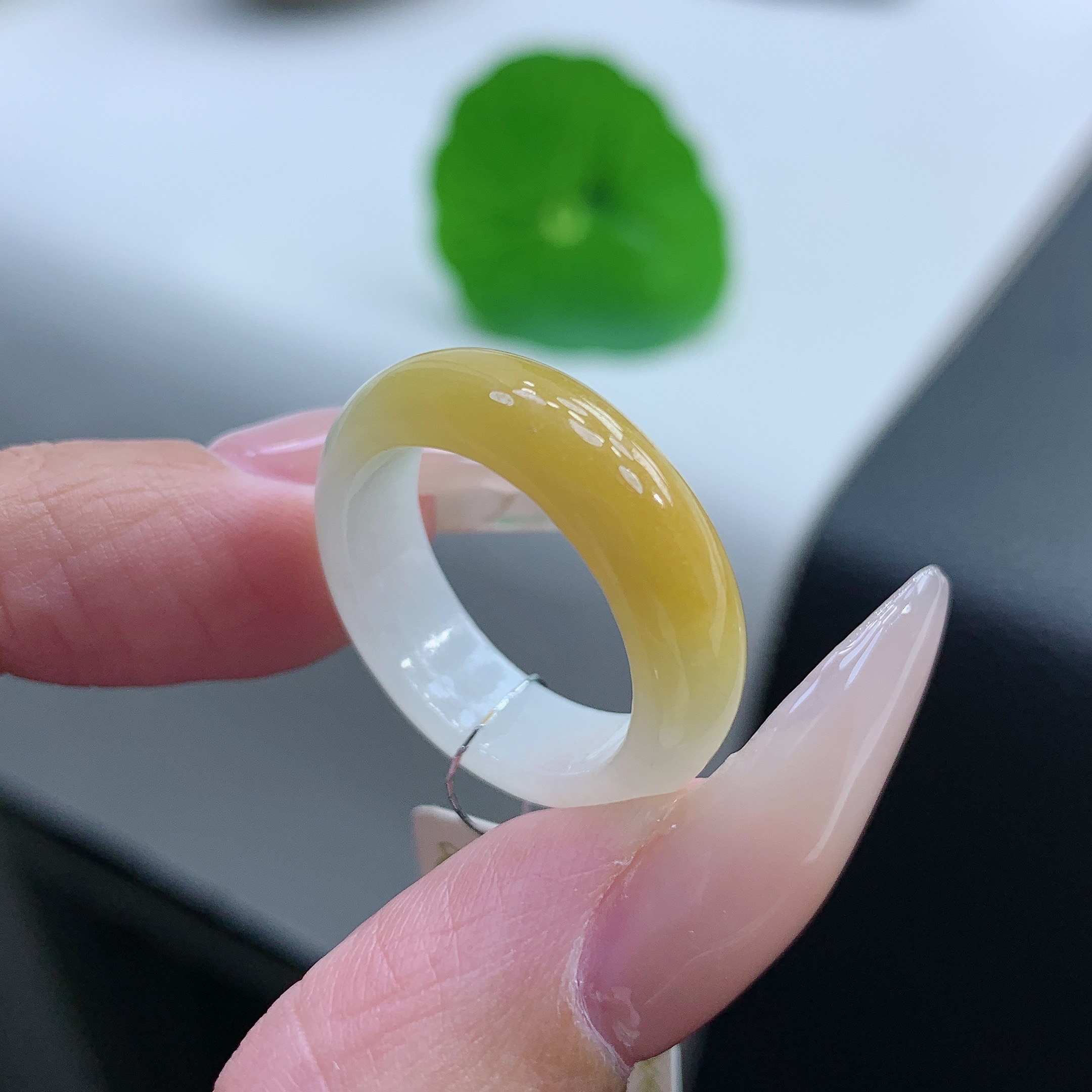 14-15号 缅甸天然A货 飘黄翡蜜蜡黄翡翠戒指 内径16.8-6.1-3.2mm