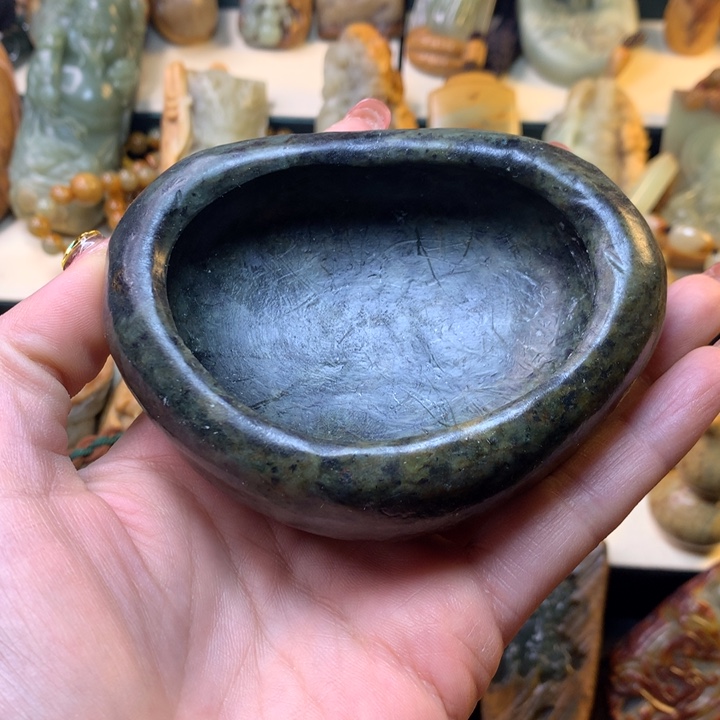 岫岩河磨玉（透闪石质玉）手链未镶嵌