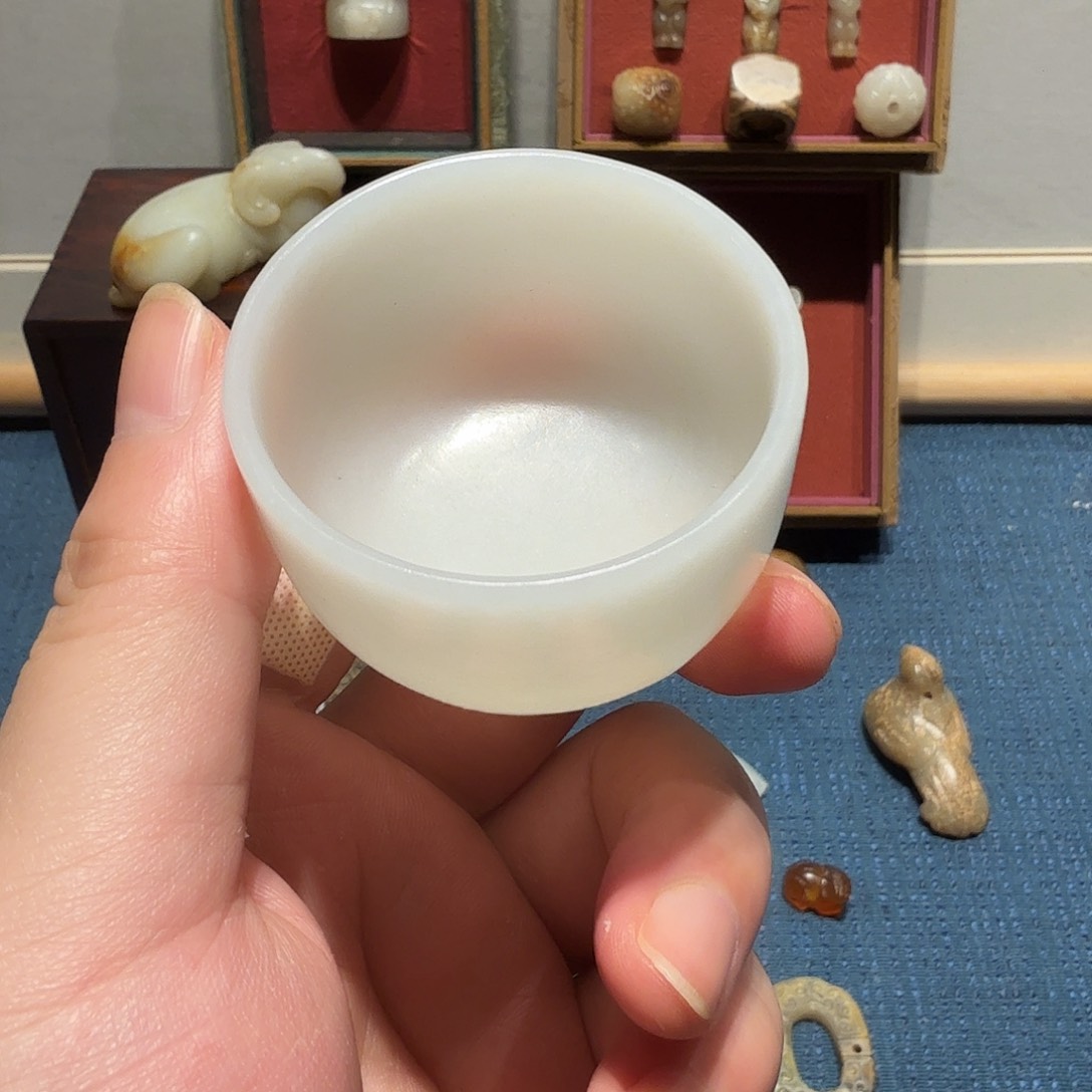 和田玉未镶嵌颈饰对*