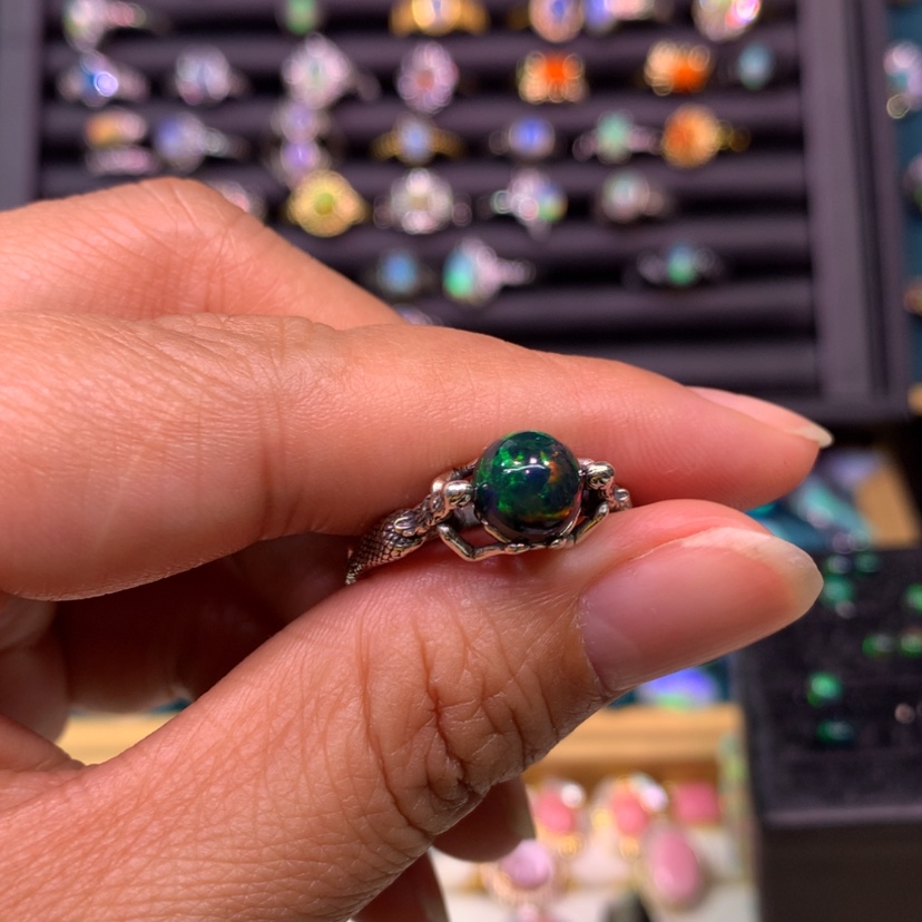 【闪购商品】欧泊戒指款式银S925镶嵌?****哒