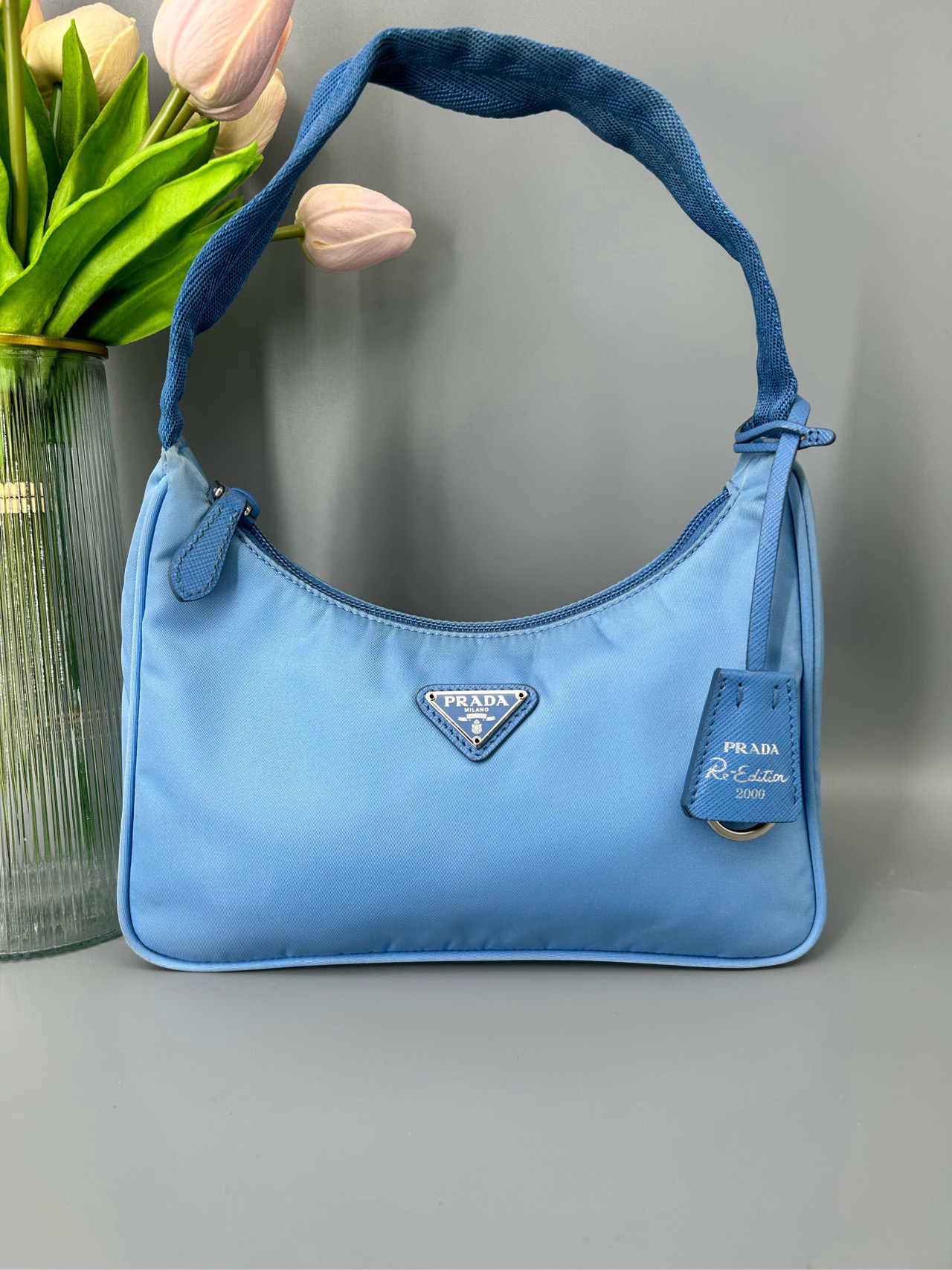 95新 Prada/普拉达 普拉达蓝色腋下hobo 3258