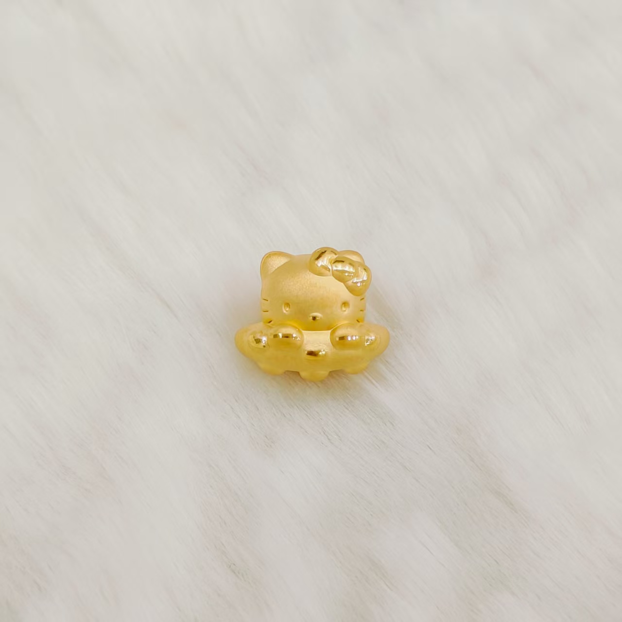吉金珠宝 足金999Kitty外星飞船素金3D硬金转运珠手串