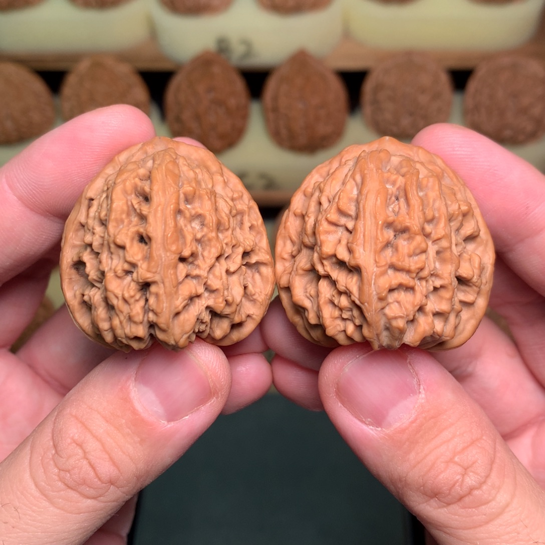 文玩核桃吊坠38古树一代南将石全品